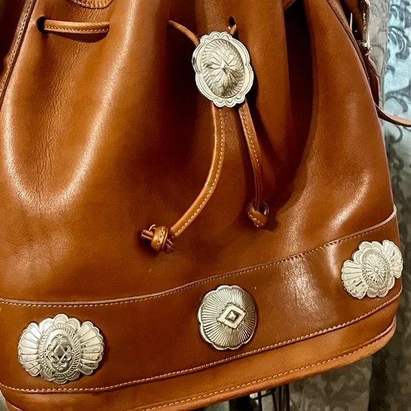 Brighton Concho Genuine Leather Bucket Bag Purse Like New - Picture 3 of 11